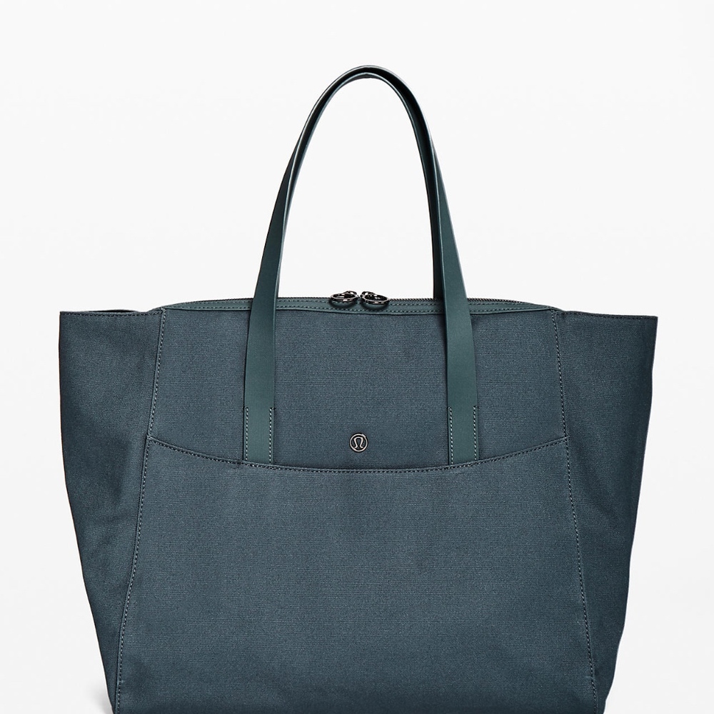 Lululemon All Avenues Bag (NWT, Never Used)